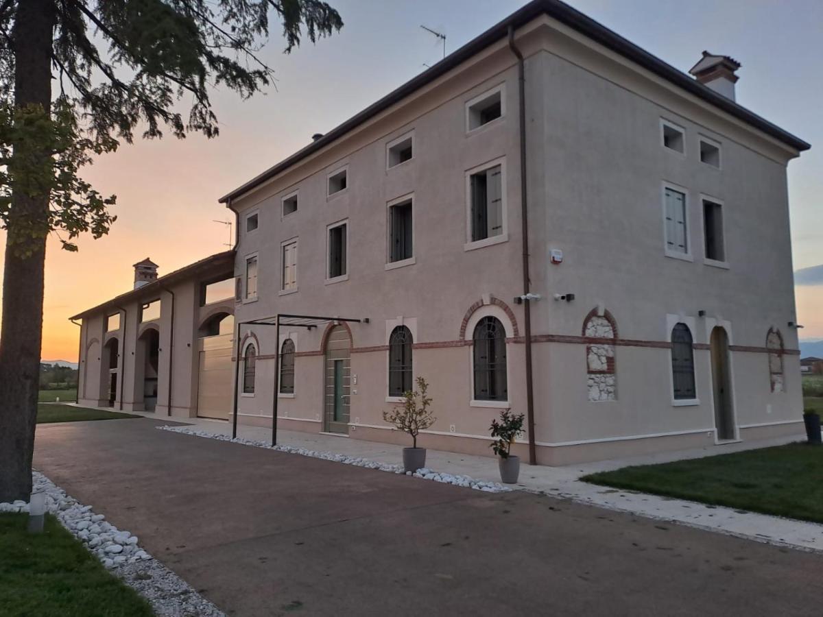 Ca Mia Ciclamino & Genziana Apartments วิเชนซา ภายนอก รูปภาพ